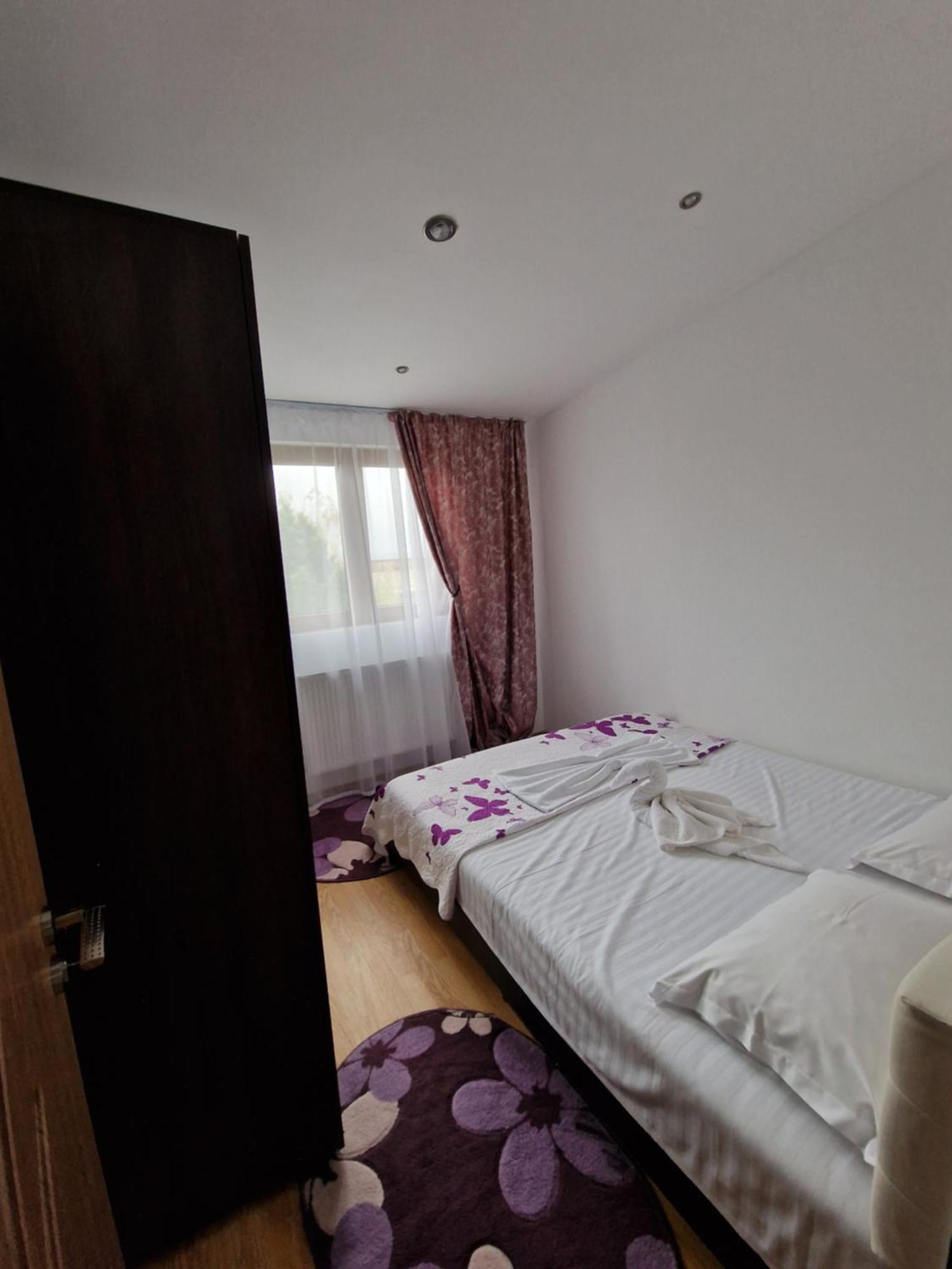 Special Apartment Nadeva Сучава Екстер'єр фото